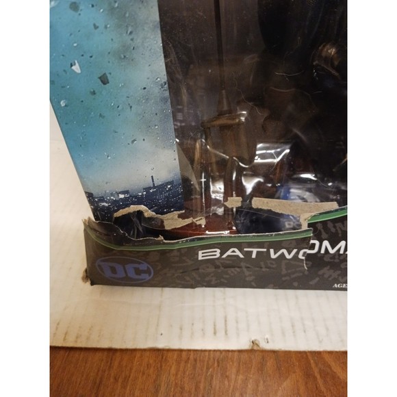 DC CW Gallery Batwoman PVC 9 Inch Figure Diamond Select - Picture 6 of 12